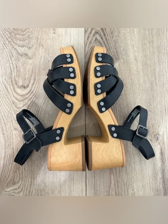 KORK-EASE Women’s 8 Ester Strappy Black Platform Heel Sandals - Picture 4 of 10